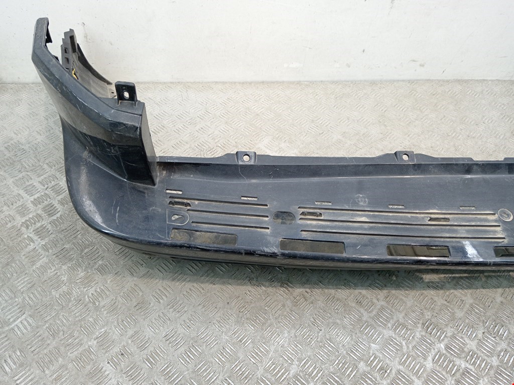 Бампер задний LAND ROVER Discovery IV 2009-2016