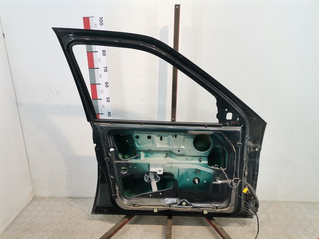 Дверь передняя левая FORD Escort 1990-1995