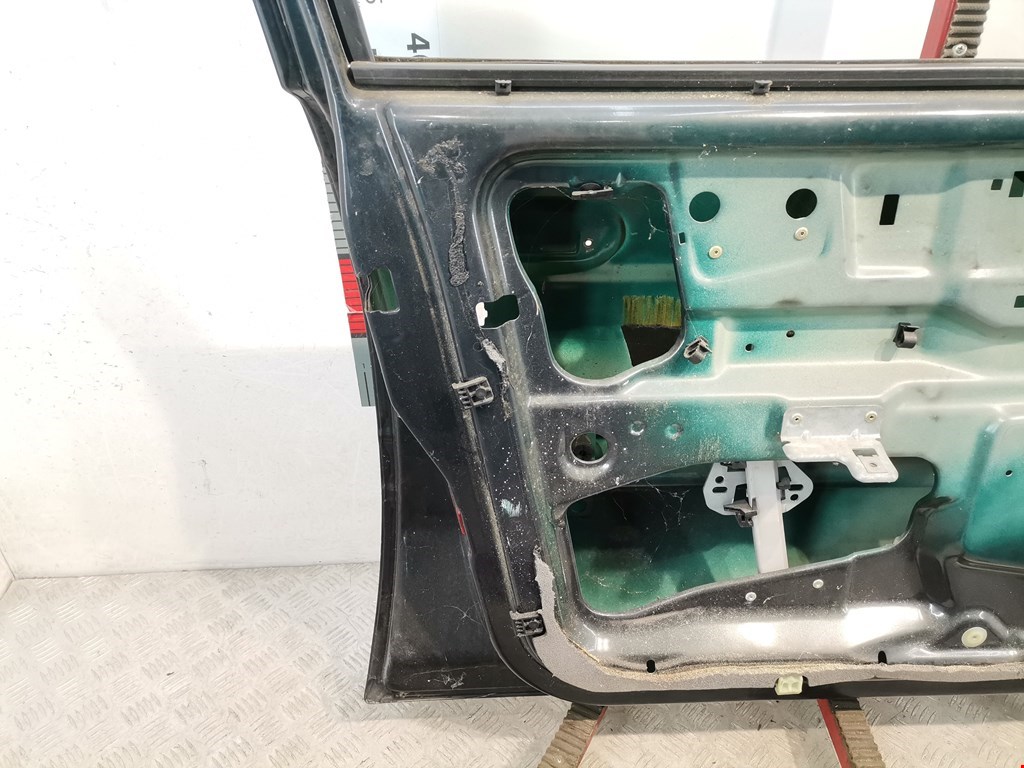 Дверь передняя левая FORD Escort 1990-1995