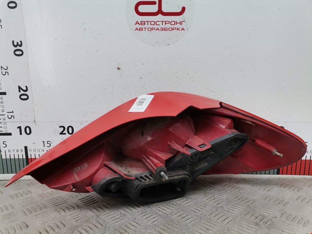 Фонарь задний левый PEUGEOT 207 2006-2015