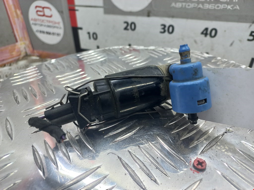 Насос (моторчик) омывателя Opel Signum (2003-2008)