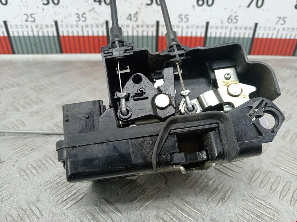 Замок двери передней левой CHEVROLET Captiva 2006-2010