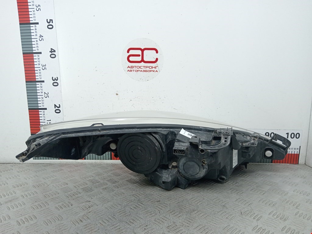 Фара левая PEUGEOT 207 2006-2015