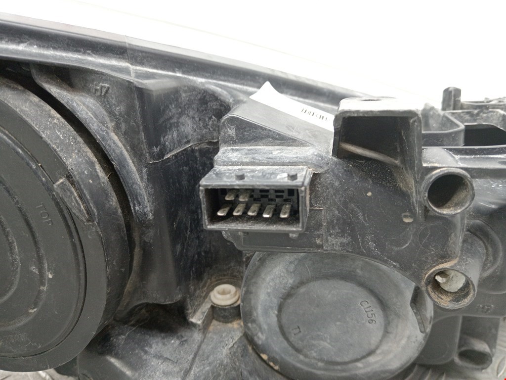 Фара левая PEUGEOT 207 2006-2015