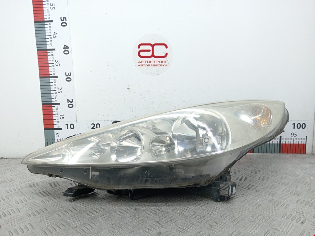 Фара левая PEUGEOT 207 2006-2015