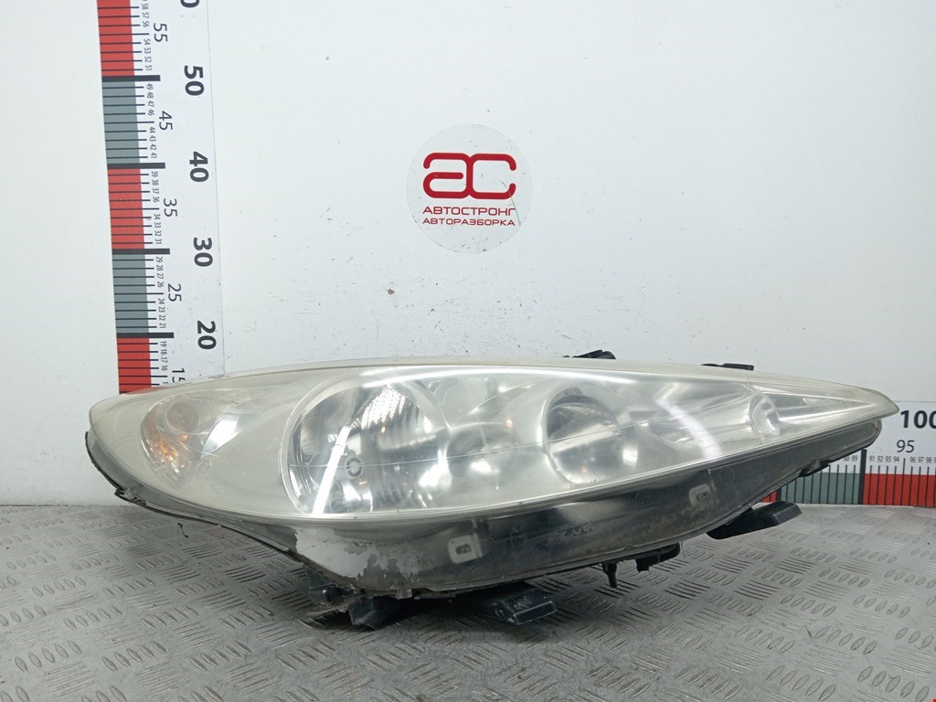 Фара правая PEUGEOT 207 2006-2015