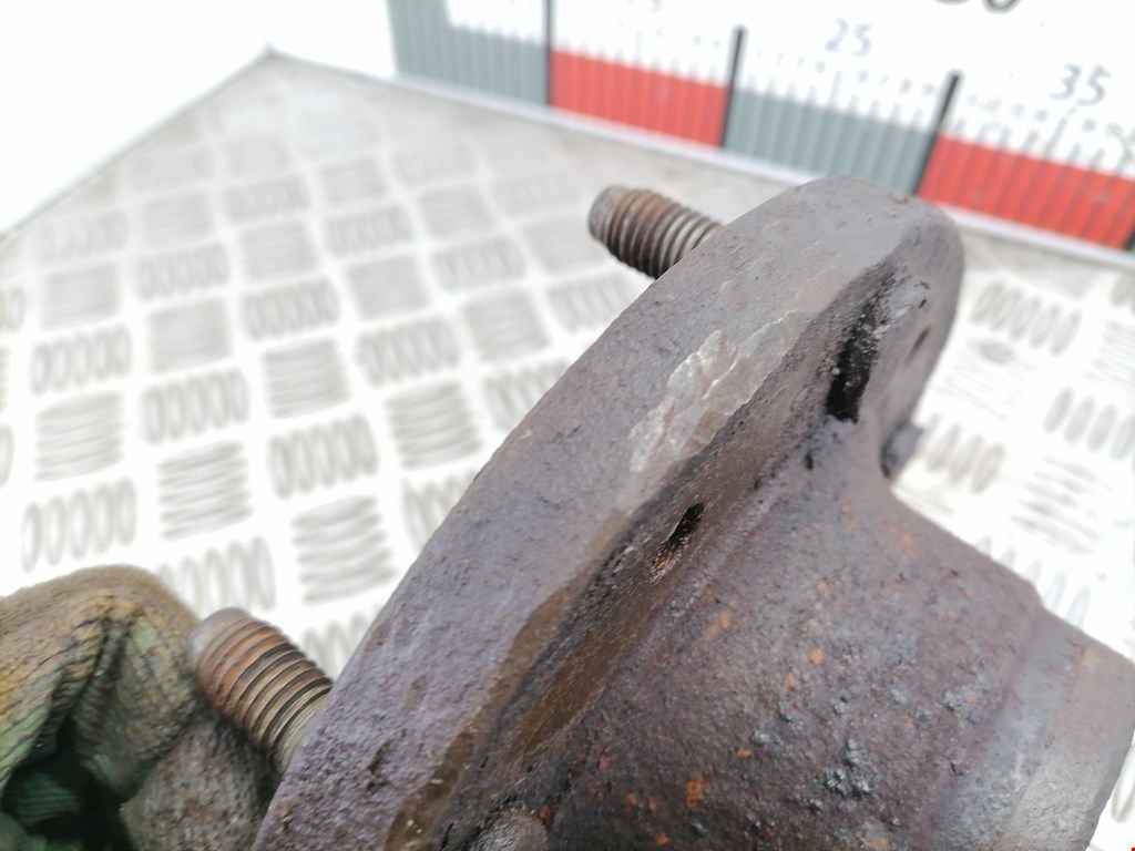 Ступица задняя левая FORD Transit 2006-2014