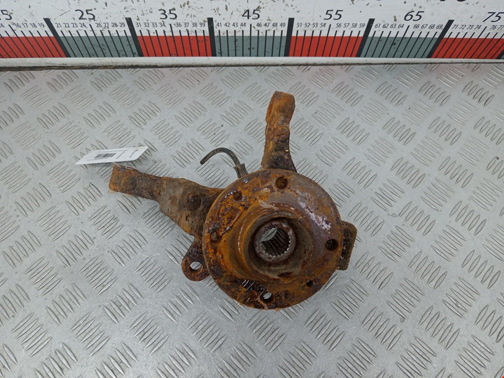 Ступица передняя левая NISSAN Micra K12 2003-2010