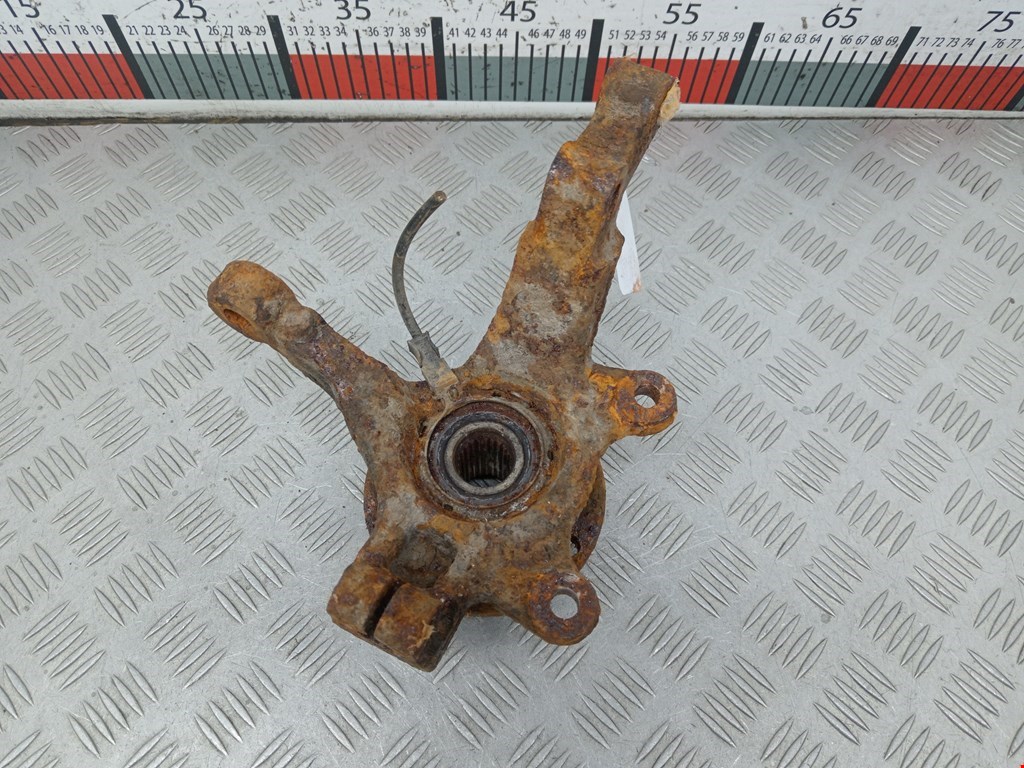 Ступица передняя левая NISSAN Micra K12 2003-2010