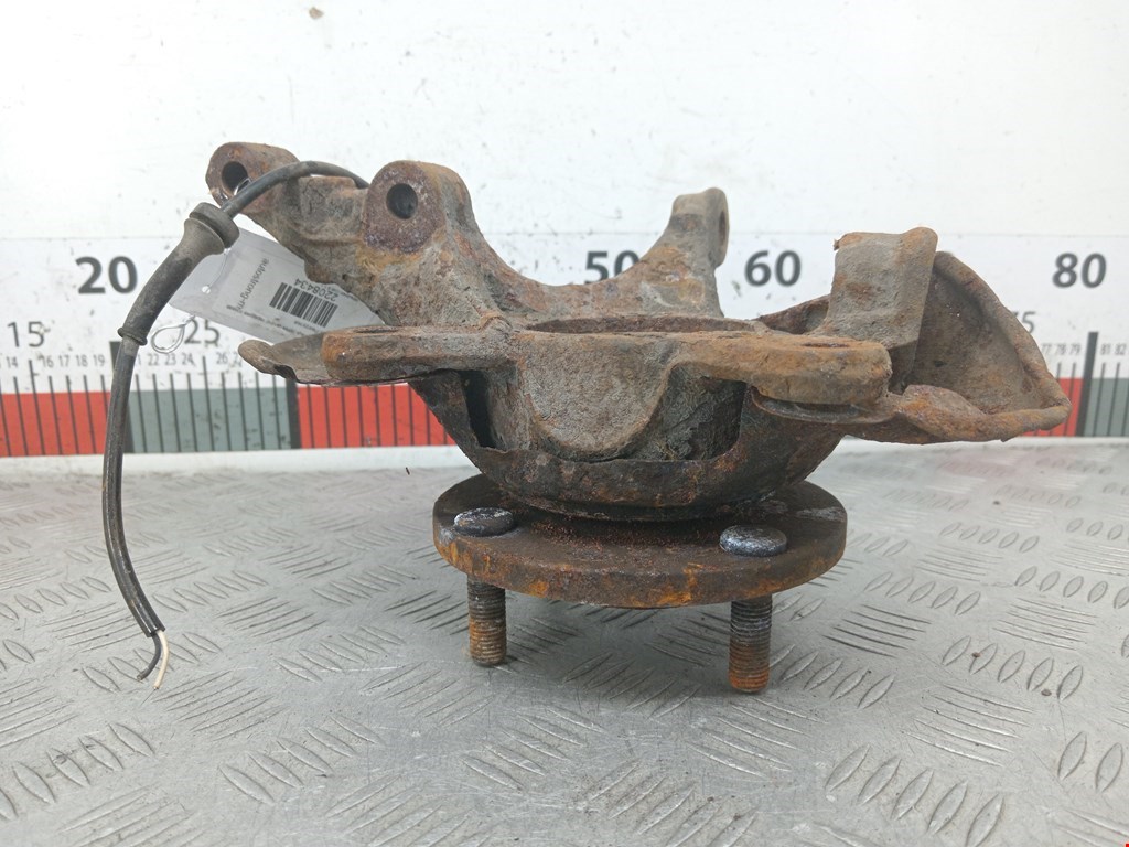 Ступица передняя правая MITSUBISHI Colt Z3 2003-2012