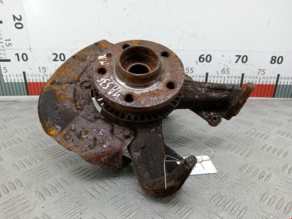 Ступица передняя правая VOLKSWAGEN Golf IV 1997-2003