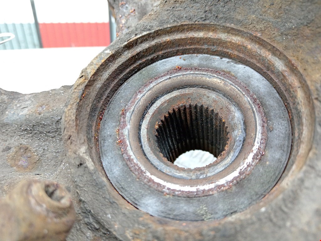 Ступица передняя правая VOLKSWAGEN Golf IV 1997-2003