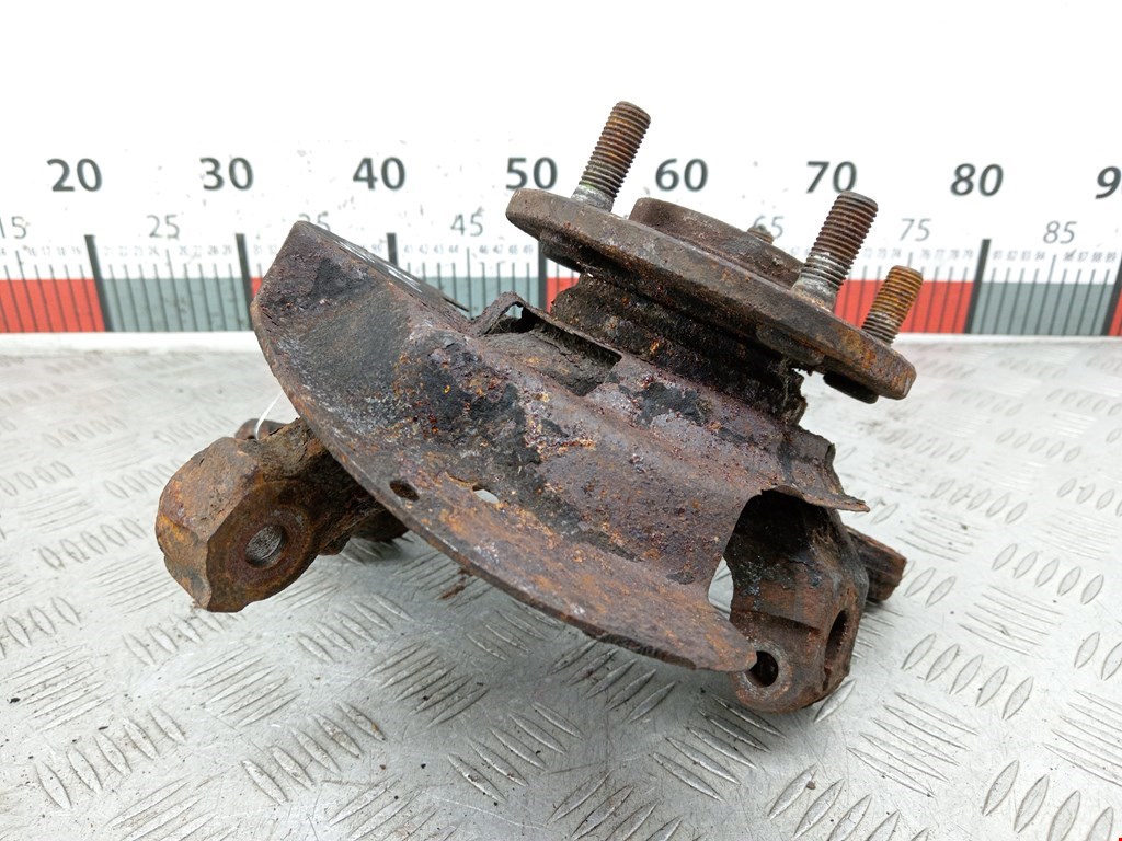 Ступица передняя правая MAZDA Premacy CP 1999-2004