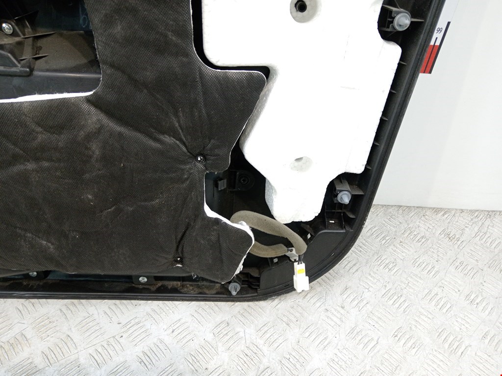 Обшивка двери передняя левая CHEVROLET Captiva 2006-2010