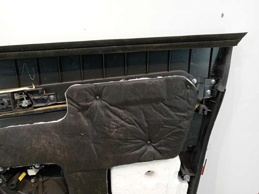 Обшивка двери передняя левая CHEVROLET Captiva 2006-2010