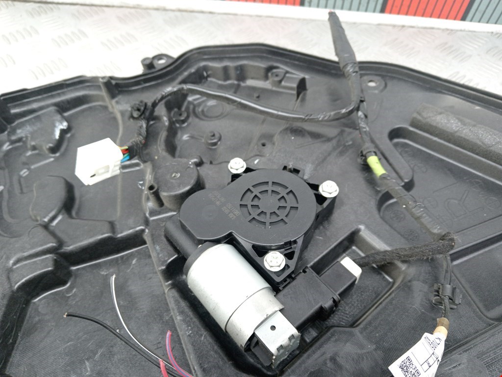 Стеклоподъемник задний левый MAZDA Mazda 5 CR 2005-2010