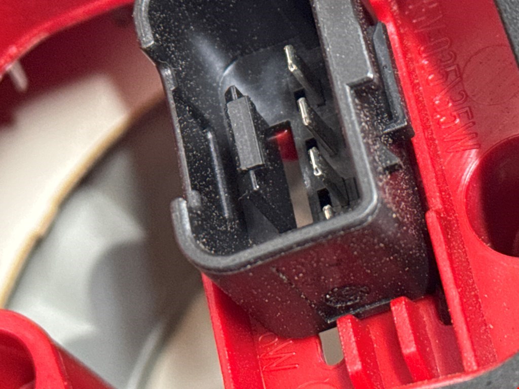 Фонарь задний правый VOLKSWAGEN Passat B6 2005-2011