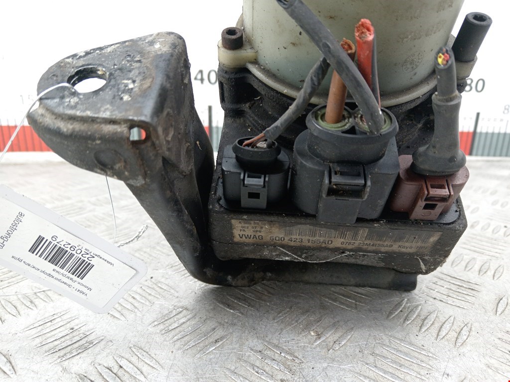 Насос гидроусилителя руля (ГУР) VOLKSWAGEN Fox 2005-2011