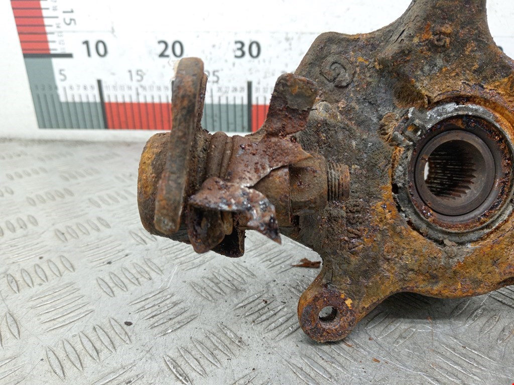 Ступица передняя левая RENAULT Laguna 2001-2007