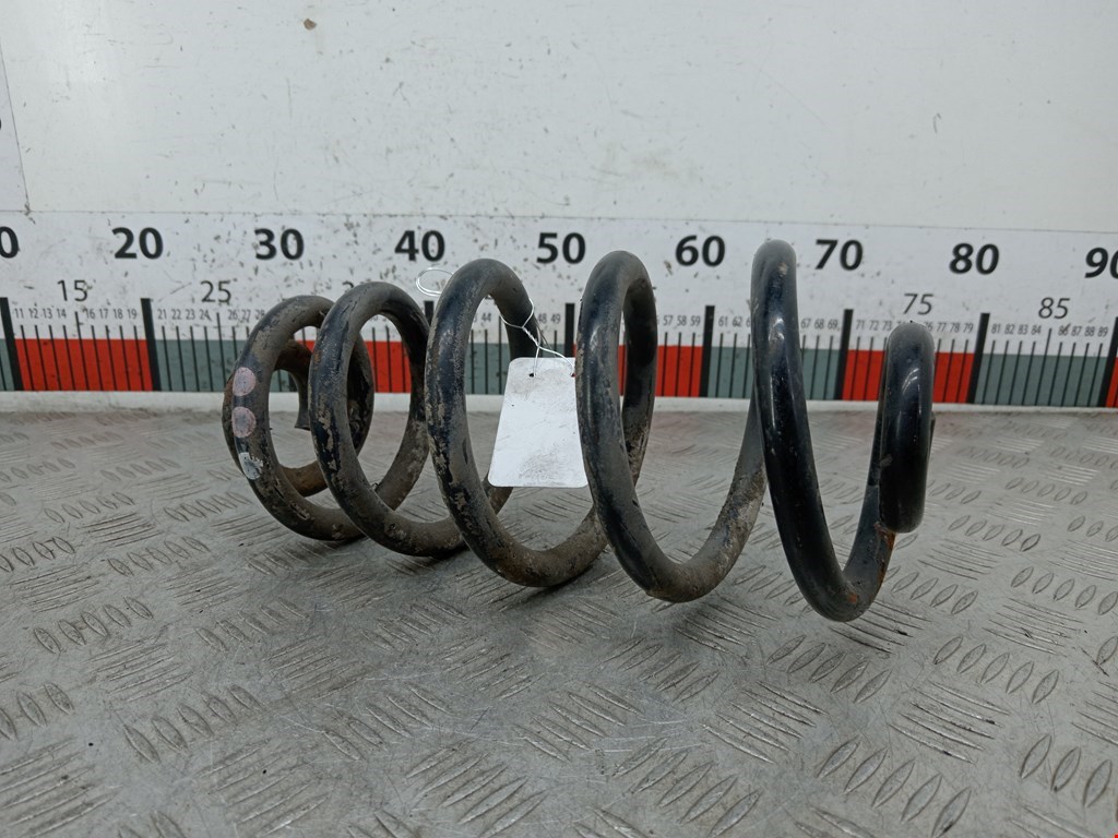 Пружина задняя левая/правая AUDI A4 B6 2001-2005