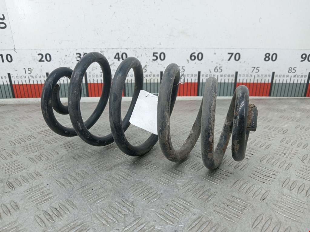 Пружина задняя левая/правая AUDI A4 B6 2001-2005