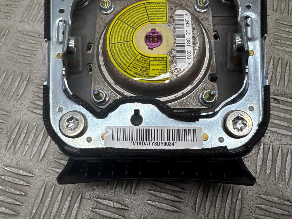 Подушка безопасности в рулевое колесо KIA Sorento 2002-2009