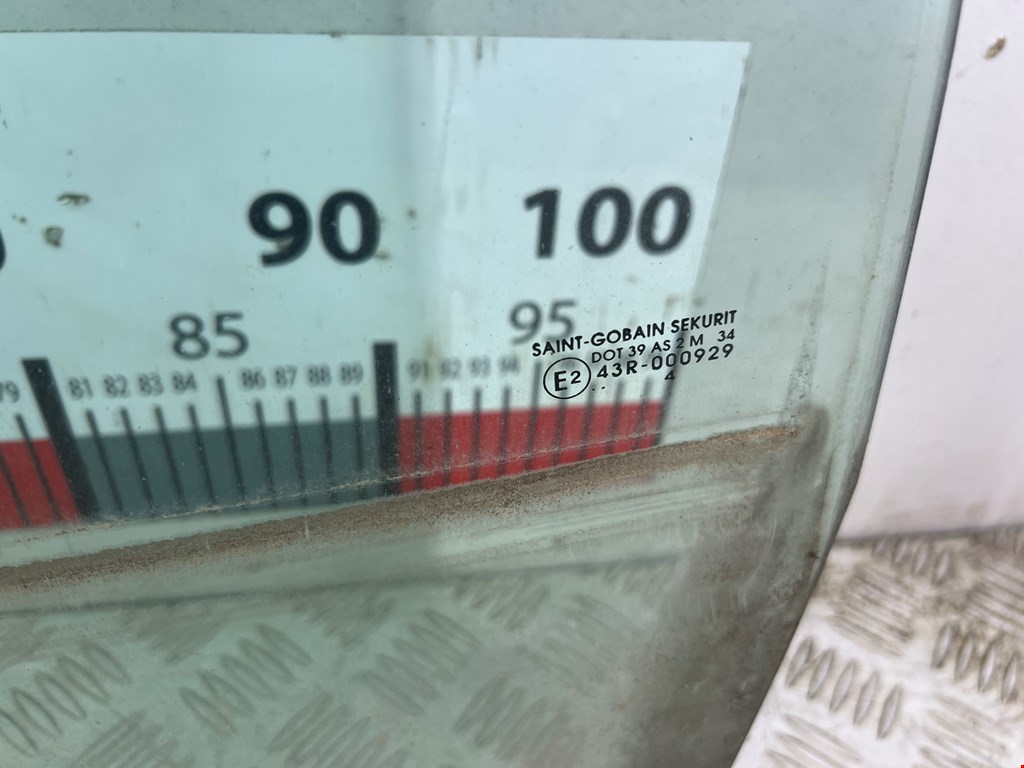 Стекло двери заднее левое CITROEN C8 2002-2014