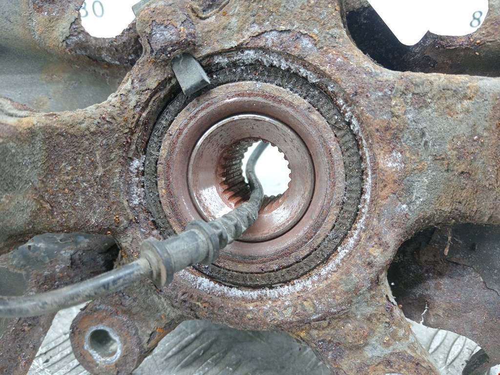 Ступица передняя левая MERCEDES-BENZ A-Class W169 2004-2012