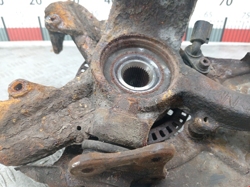 Ступица передняя правая VOLKSWAGEN Golf IV 1997-2003