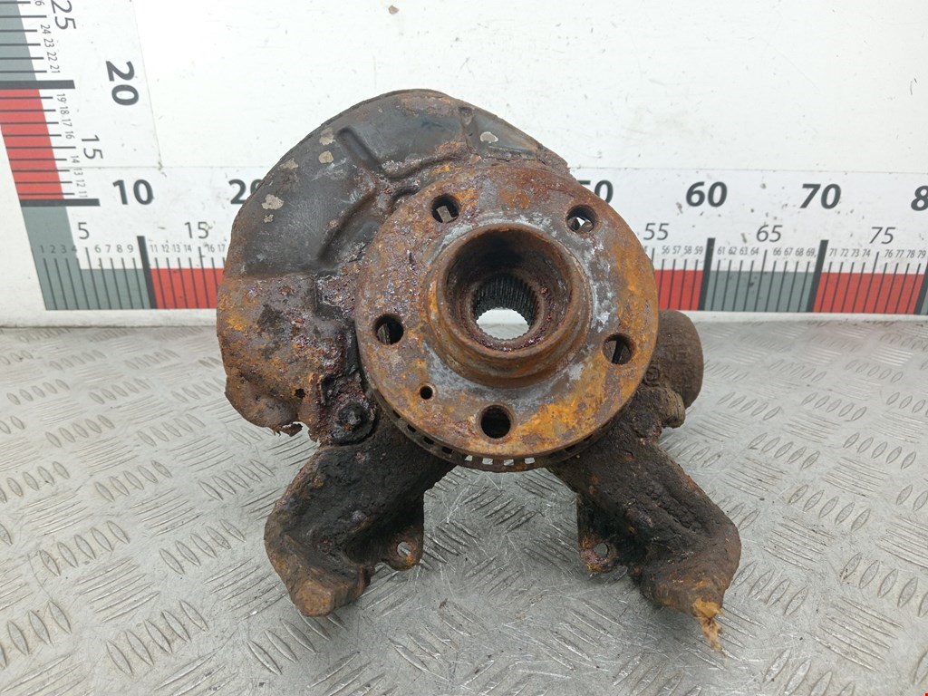 Ступица передняя правая VOLKSWAGEN Golf IV 1997-2003