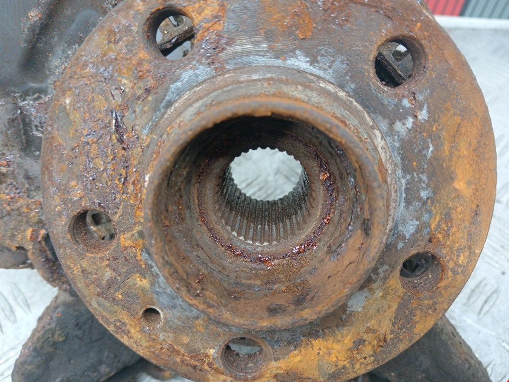 Ступица передняя правая VOLKSWAGEN Golf IV 1997-2003