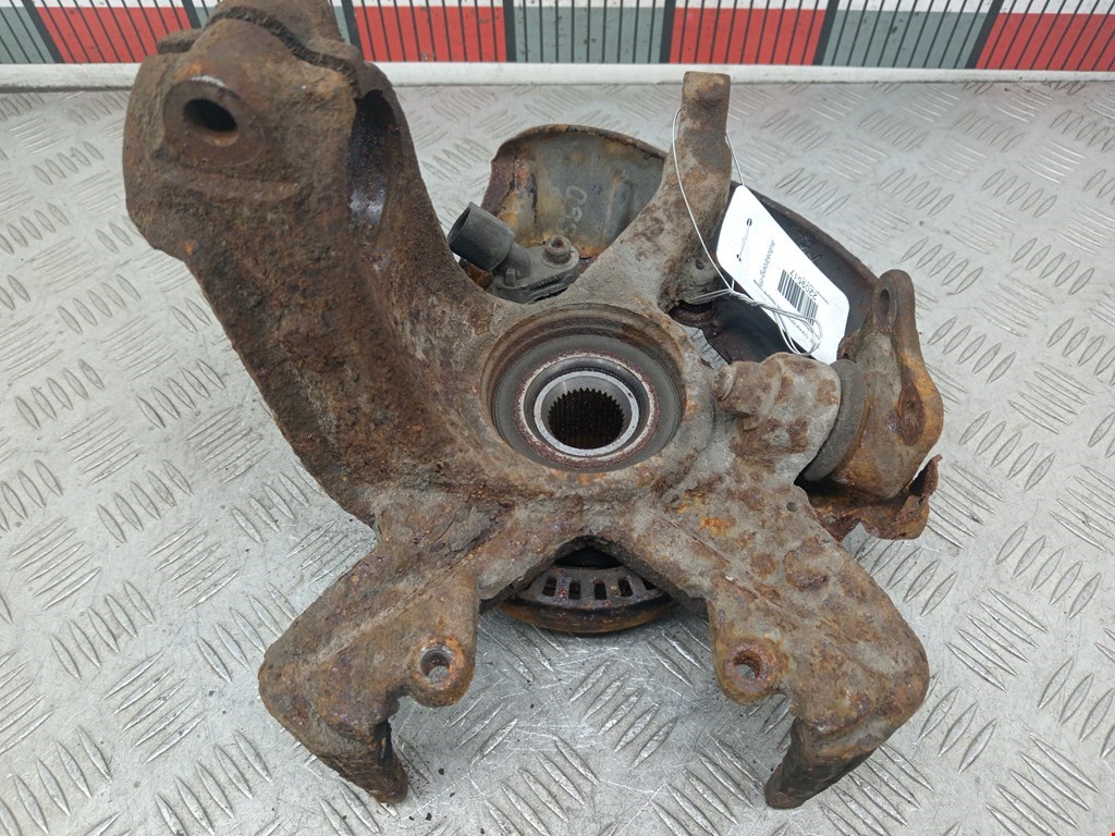 Ступица передняя правая VOLKSWAGEN Golf IV 1997-2003