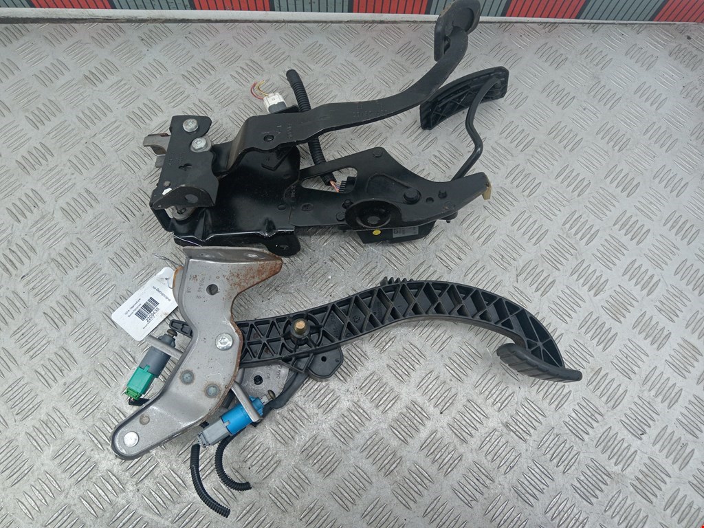 Блок педалей (педальный узел) RENAULT Scenic II 2003-2010