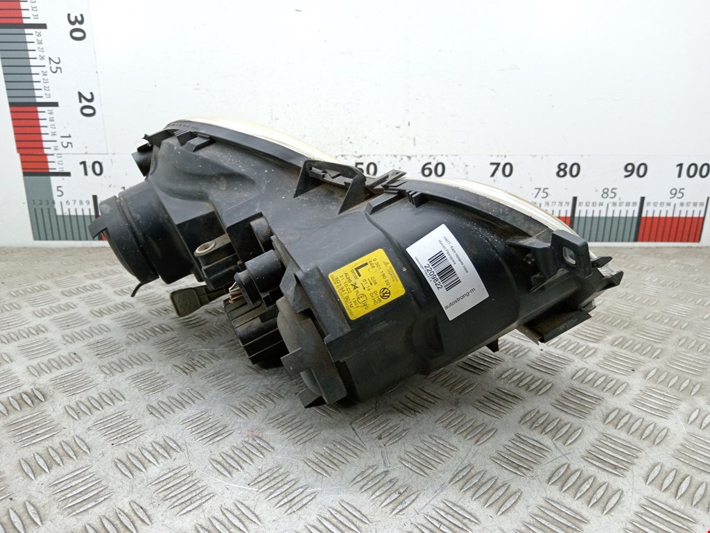 Фара левая VOLKSWAGEN Polo IV 2001-2009