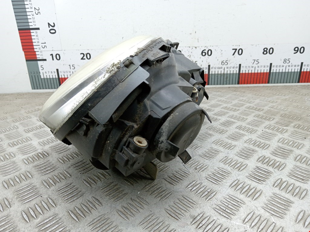 Фара левая VOLKSWAGEN Polo IV 2001-2009