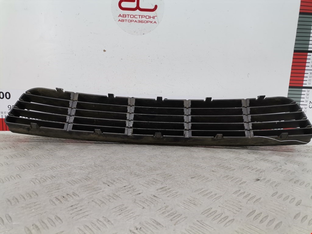 Решетка в бампер SEAT Alhambra 1996-2010