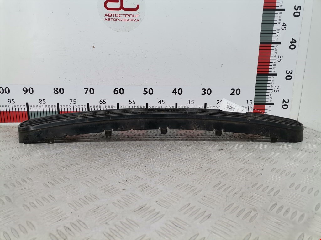 Решетка в бампер SEAT Alhambra 1996-2010