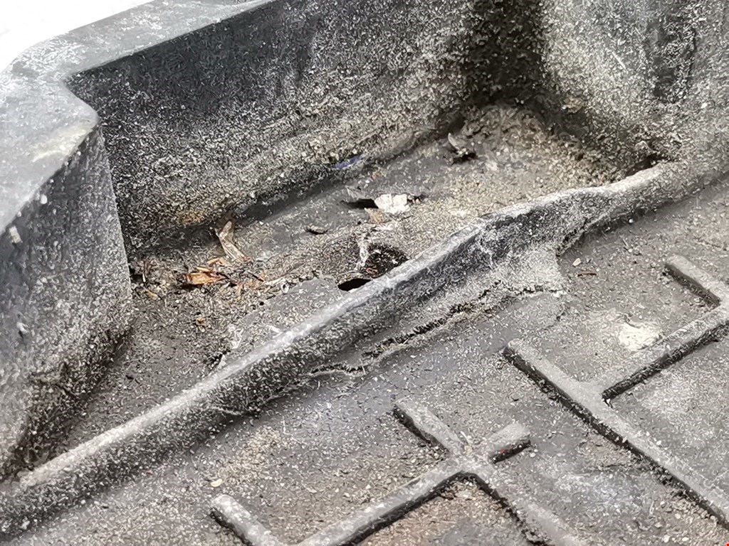 Крепление АКБ (корпус/подставка) RENAULT Vel Satis 2002-2009