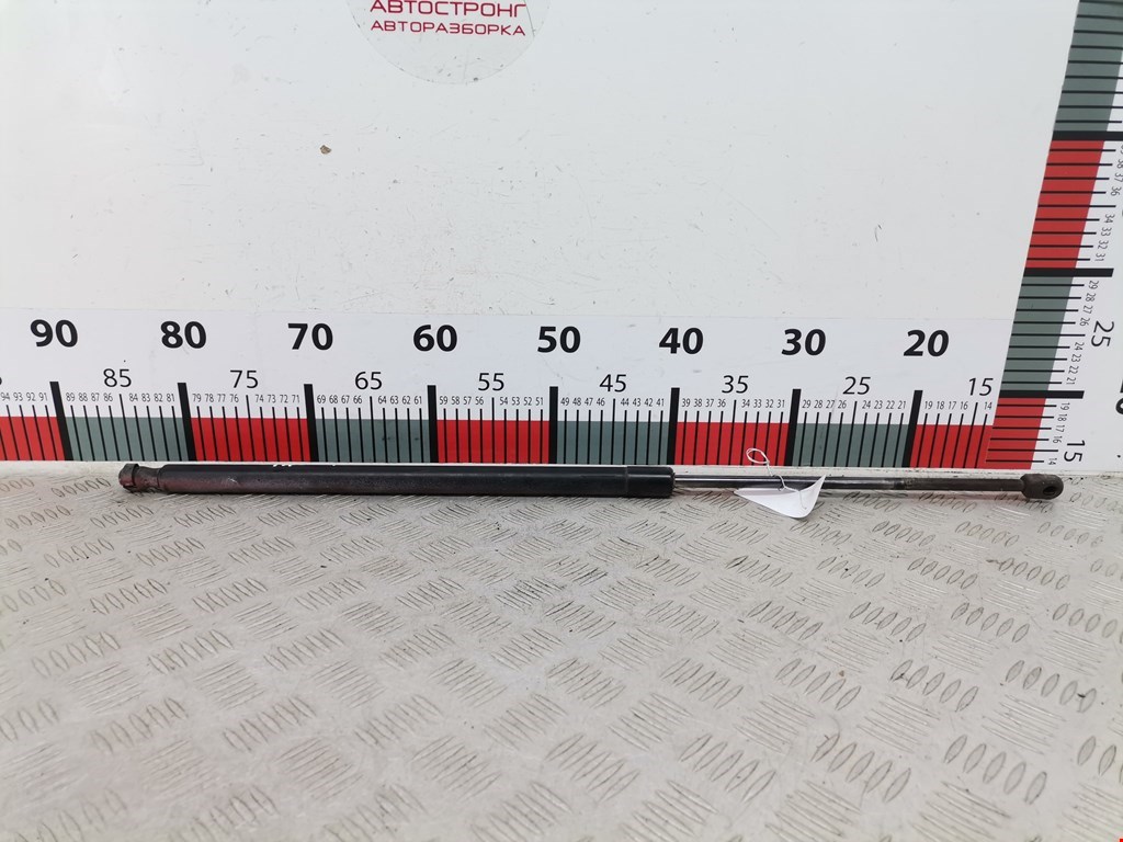 Амортизатор крышки (двери) багажника VOLKSWAGEN Caddy III 2004-2015