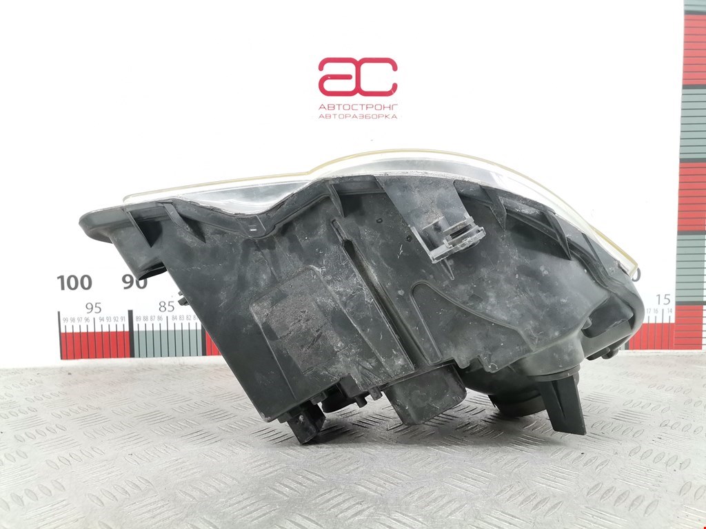 Фара левая VOLKSWAGEN Polo IV 2001-2009