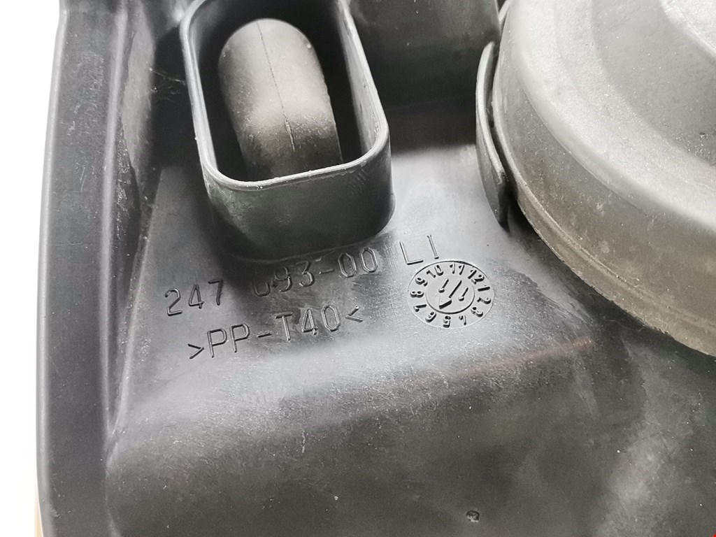 Фара левая VOLKSWAGEN Polo IV 2001-2009