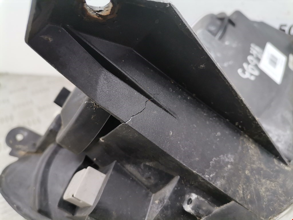 Фара левая OPEL Corsa C 2000-2006