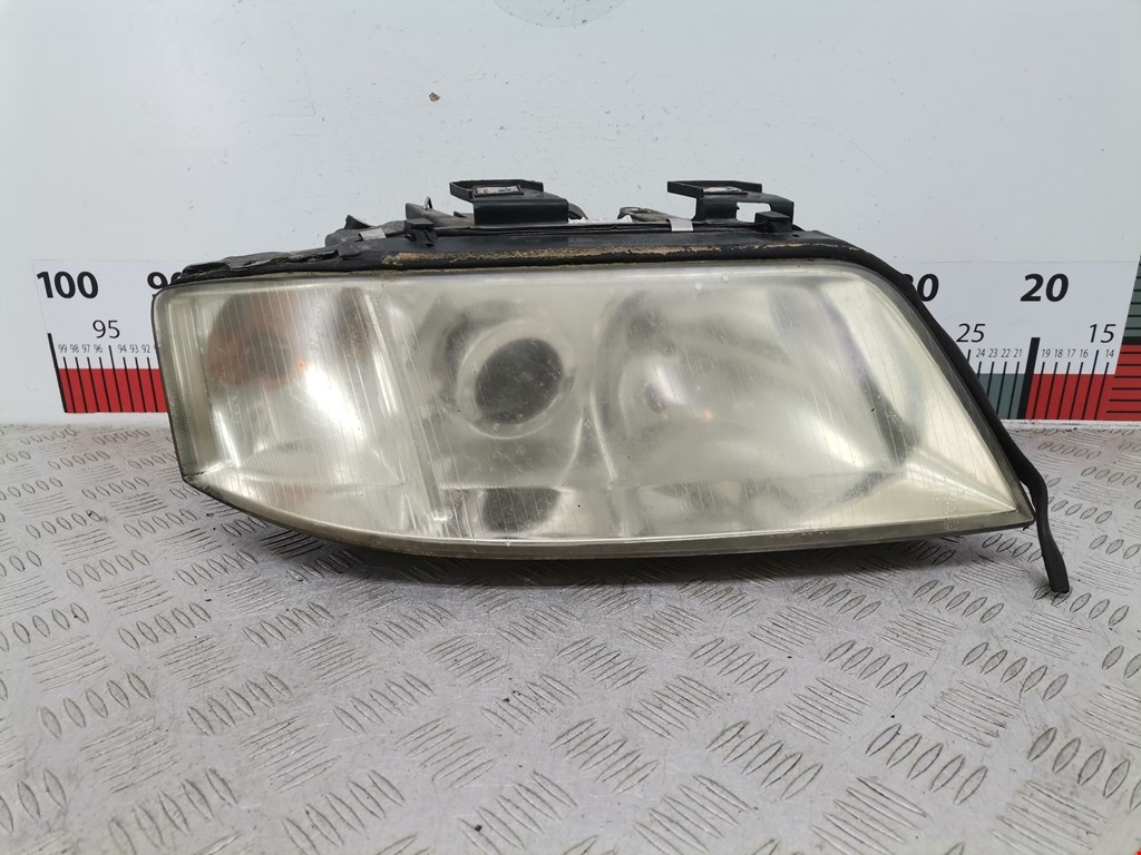 Фара правая AUDI A6 C5 1997-2004