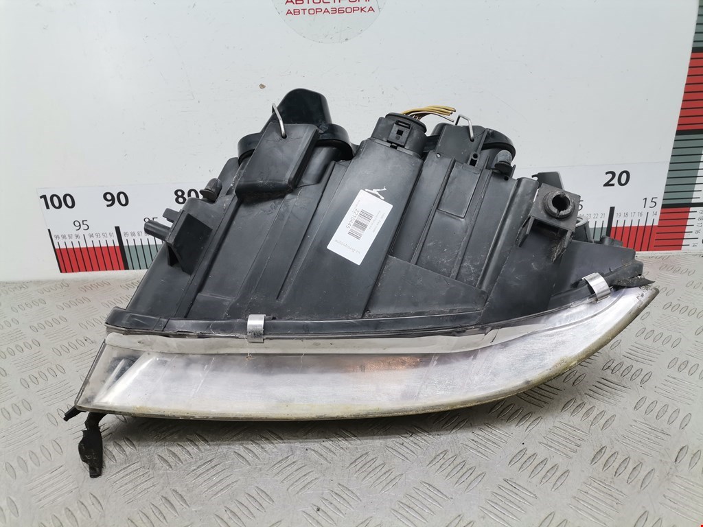 Фара правая AUDI A6 C5 1997-2004