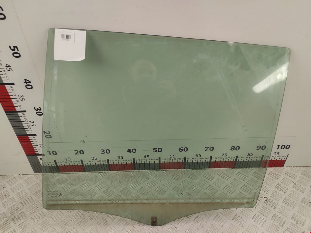 Стекло двери заднее левое CITROEN C4 Grand Picasso 2006-2013