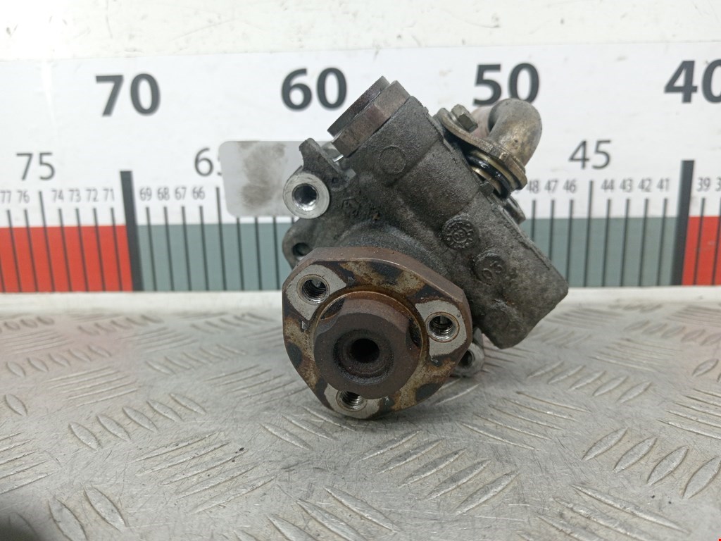 Насос гидроусилителя руля (ГУР) VOLKSWAGEN Golf IV 1997-2003