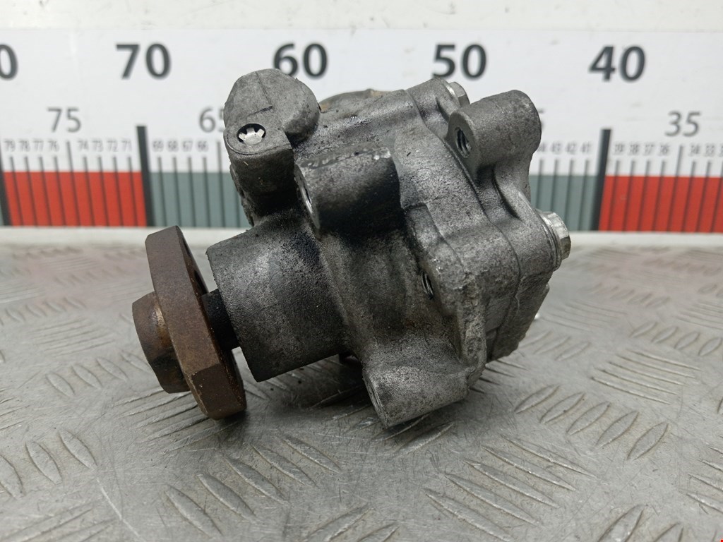 Насос гидроусилителя руля (ГУР) VOLKSWAGEN Golf IV 1997-2003