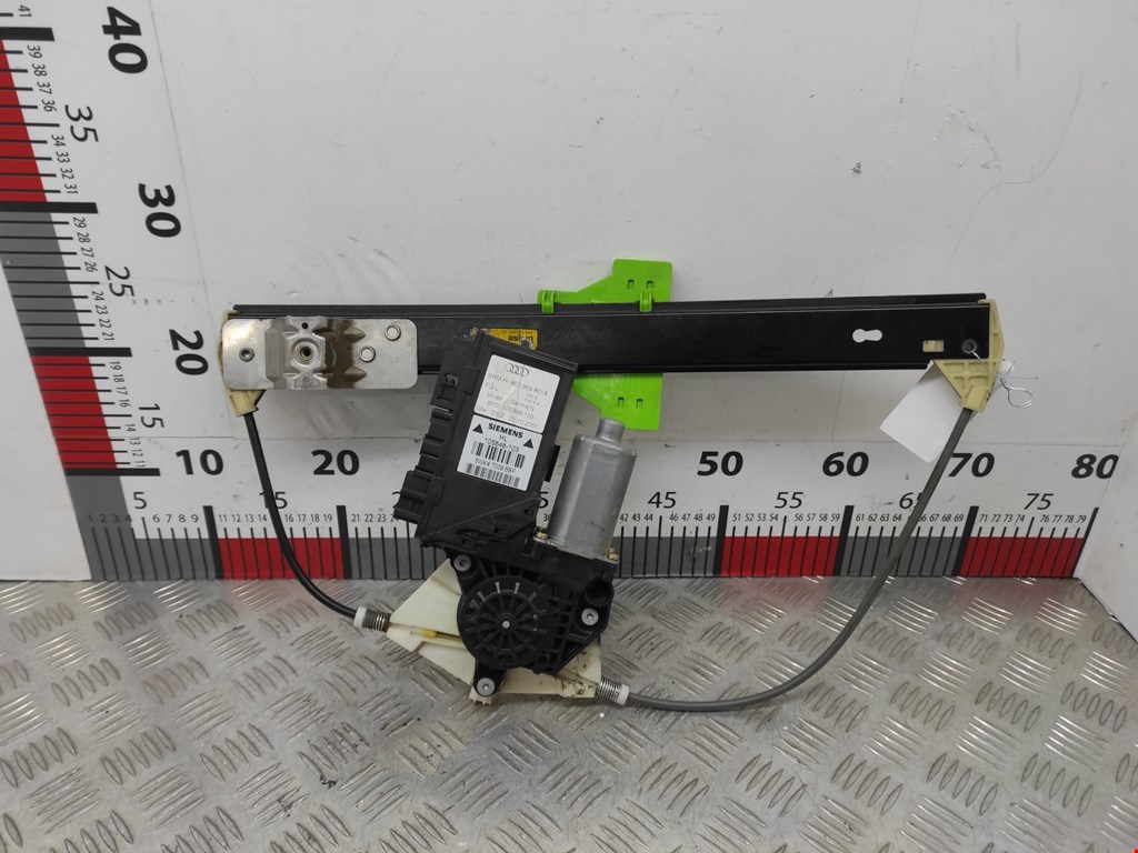 Стеклоподъемник задний левый AUDI A4 B6 2001-2005