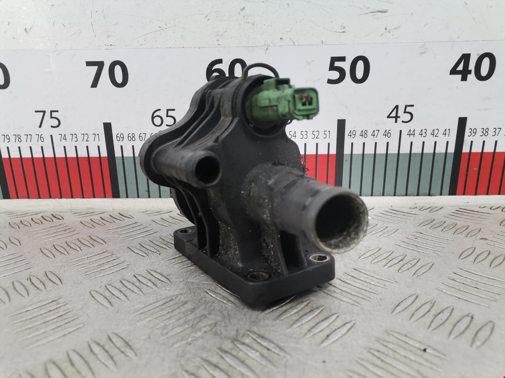 Корпус термостата FORD Focus II 2005-2011