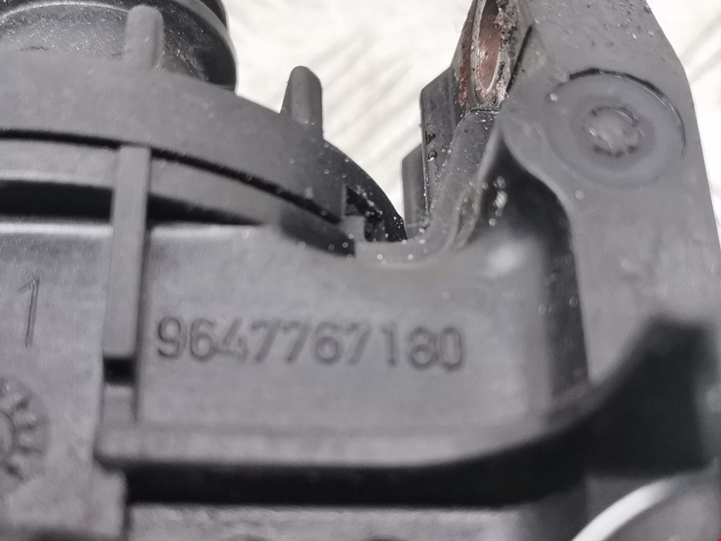 Корпус термостата FORD Focus II 2005-2011